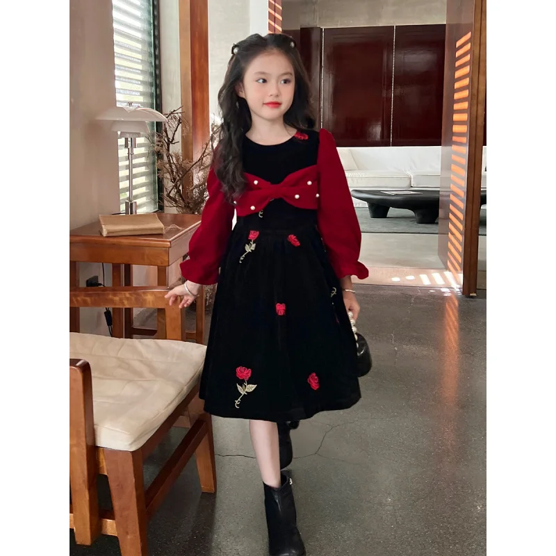 

Children's Clothing Girls2025New Princess Style Long Sleeve Dress Spring Autumn Winter Children Red New Year Embroidered Velvet