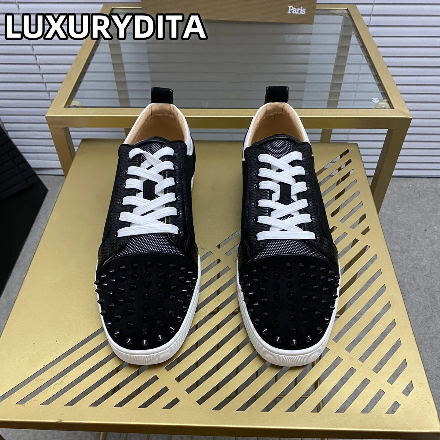 

Top Quality Womens Trendy Casual Tennis Shoes Luxury Mens Real Leather Sneakers 35-48 Designr Rivet Red Sole Lovers Shoes M0100
