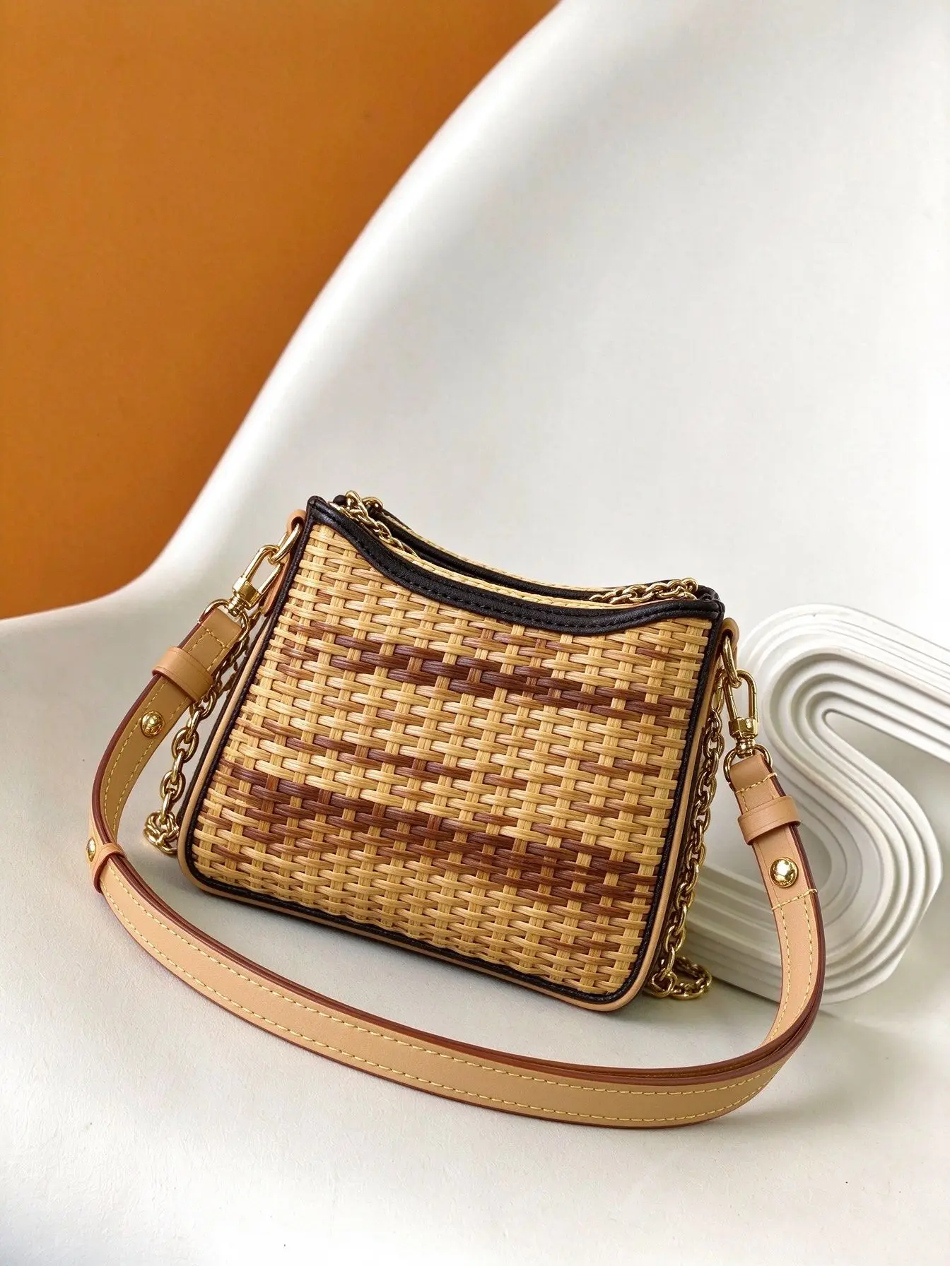 Boho Style Striped Rattan Woven Women Crossbody Bag Removable Dual Strap Retro Woven Design Holiday Daily Shoulder Bag