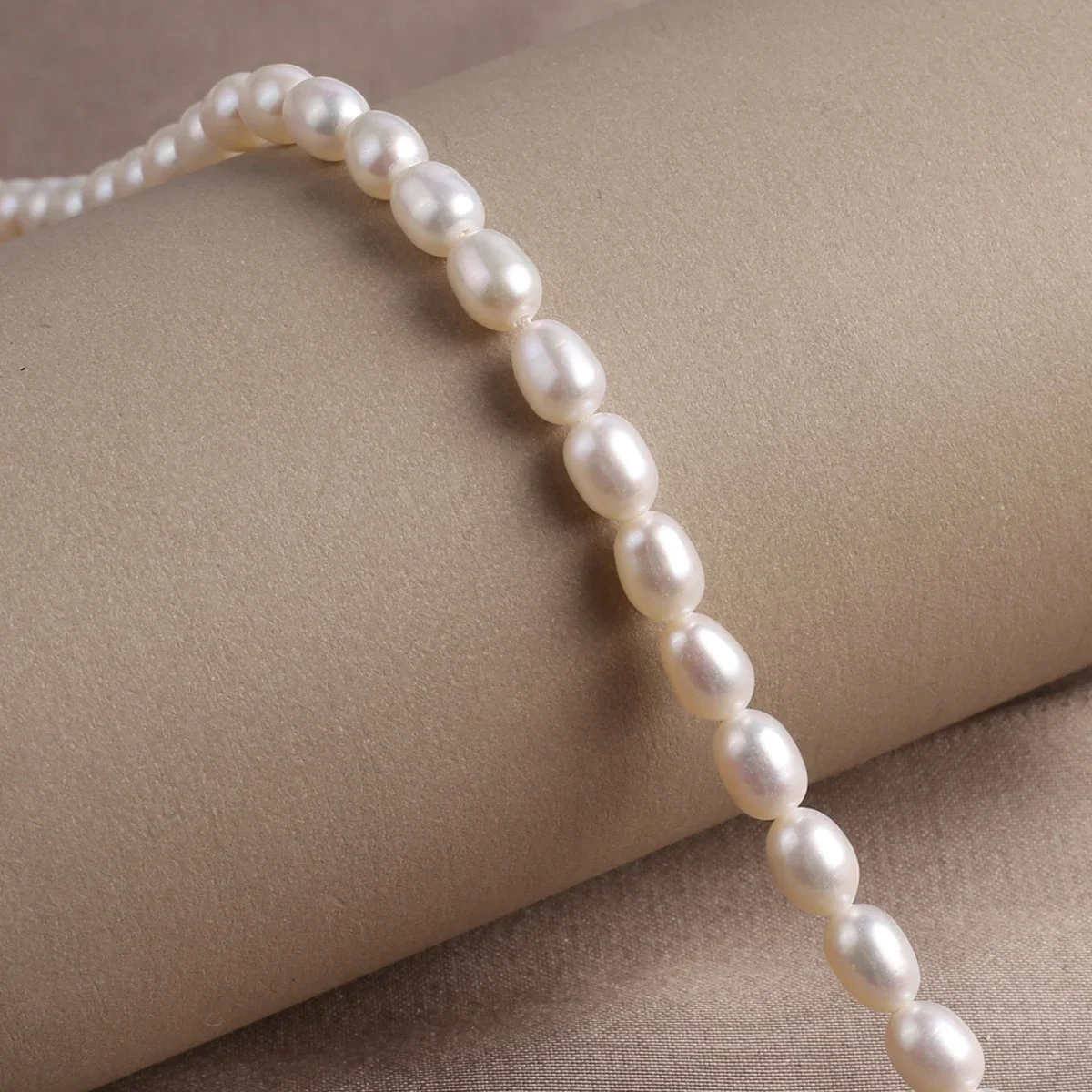 Natural Freshwater Pearl Beaded AAA 4-5mm Rice Shape Punch Loose Beads for Make Jewelry DIY Bracelet Necklace Accessories
