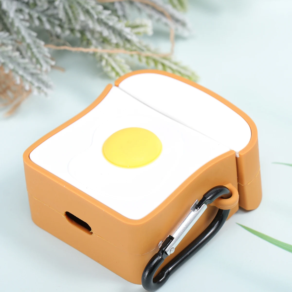 

Stylish Poached Egg Design Detachable Lanyard Silicone Earphone Cover Compatible For Airpods Scratch Resistant