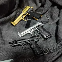 Csnoobs 1:3 Mini  Alloy G17 Pistol Model Metal Detachable 92F Toy Gun Keychain  Bag Pendant Ornaments Children's Toy