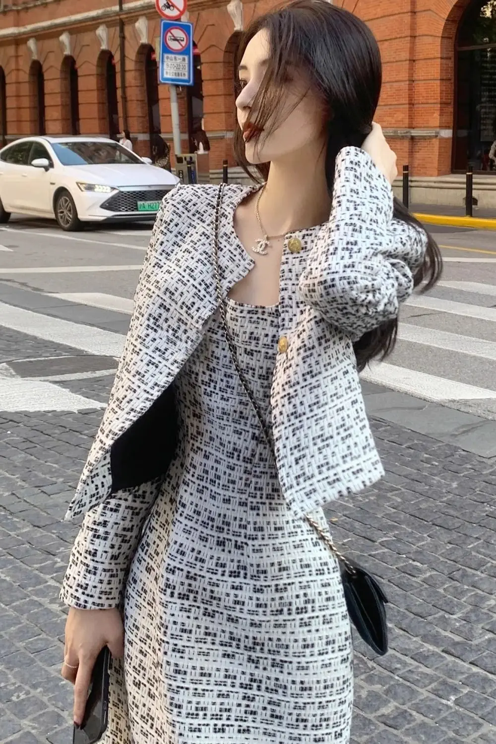 

2025 Spring/Fall High-End French Tweed Set for Women Elegant Socialite Style Two-Piece Outfit with Chic Jacket & Skirt Fashion