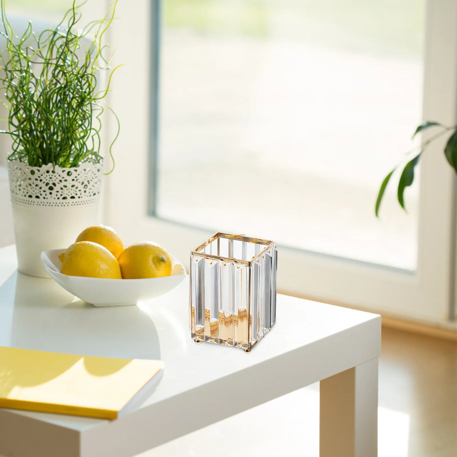 

Multifunctional Makeup Brush Holder Storage Bucket for Travel and Home Organizer Compact Lightweight Pen Pencil