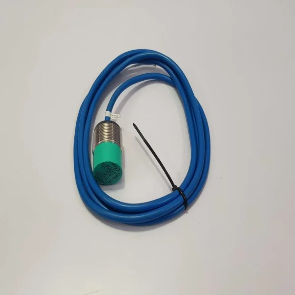 

Ncn15-30gm40-n0 Индуктивный датчик 181127, новый оригинальный точечный Plc