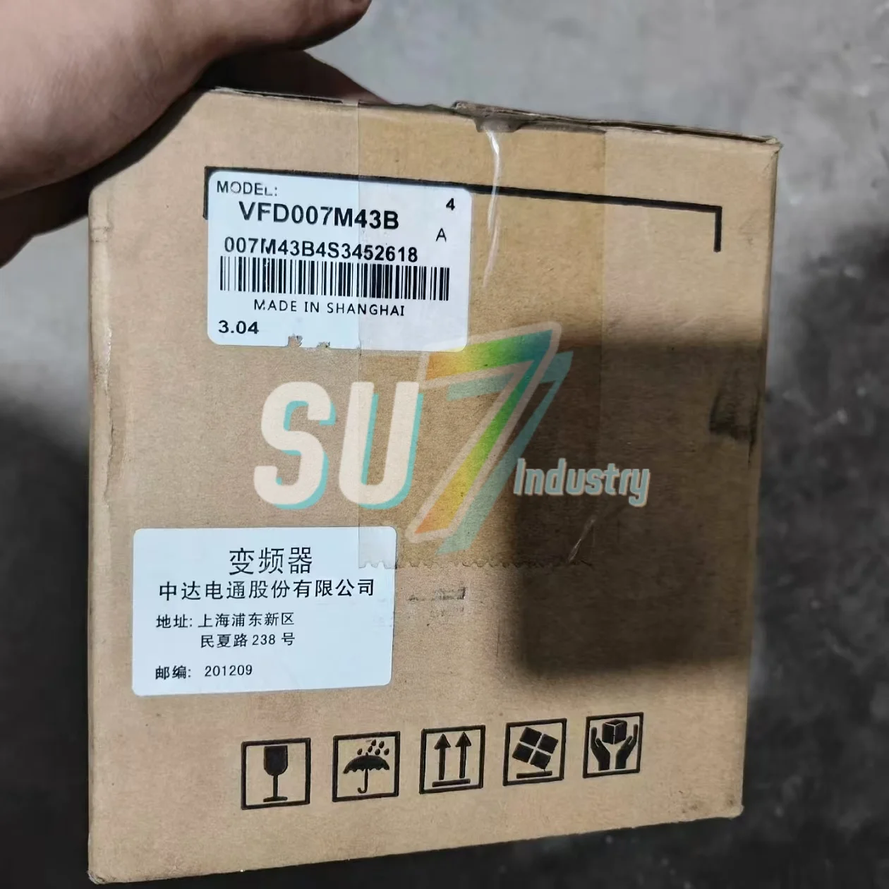 변환기 VFD007M23A VFD007M43B 새로운 원본