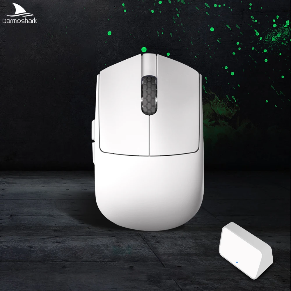 

Darmoshark M5 Mouse Lightweight Gaming Mice Tri-Mode 2.4G Wireless/BT/Wired Mice with Adjustable Moving Speeds Mouse for Laptop