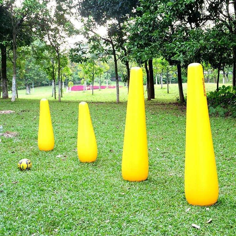 Inflatable Football Dummy PVC Football Goalkeeper Tumbler Training Dummy Wall Dribbling Obstacle Team Soccer Training Equipment