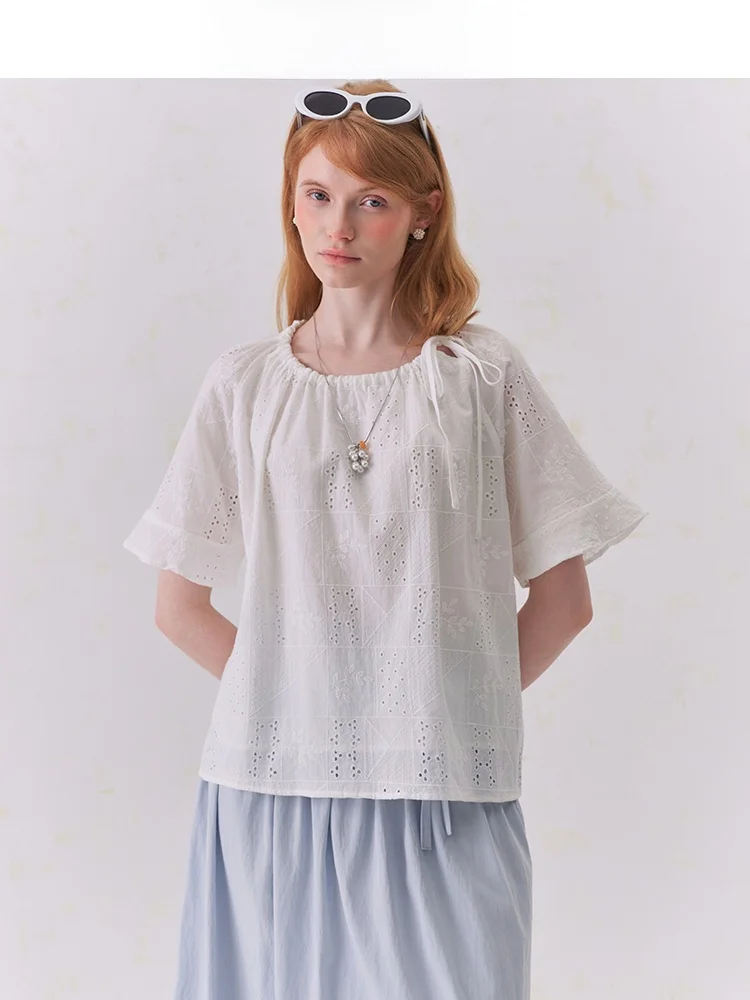 

Белая женская рубашка с вышивкой и завязками, летняя коллекция 2026, новый стиль, свободный крой, хлопок, французский стиль, круглый вырез