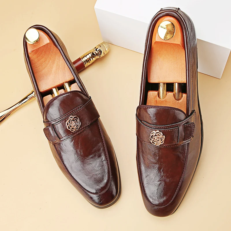 

Men Loafers PU Solid Color Low Heel Metal Buckle Decoration Professional Classic Business Men Shoes Size 38-46