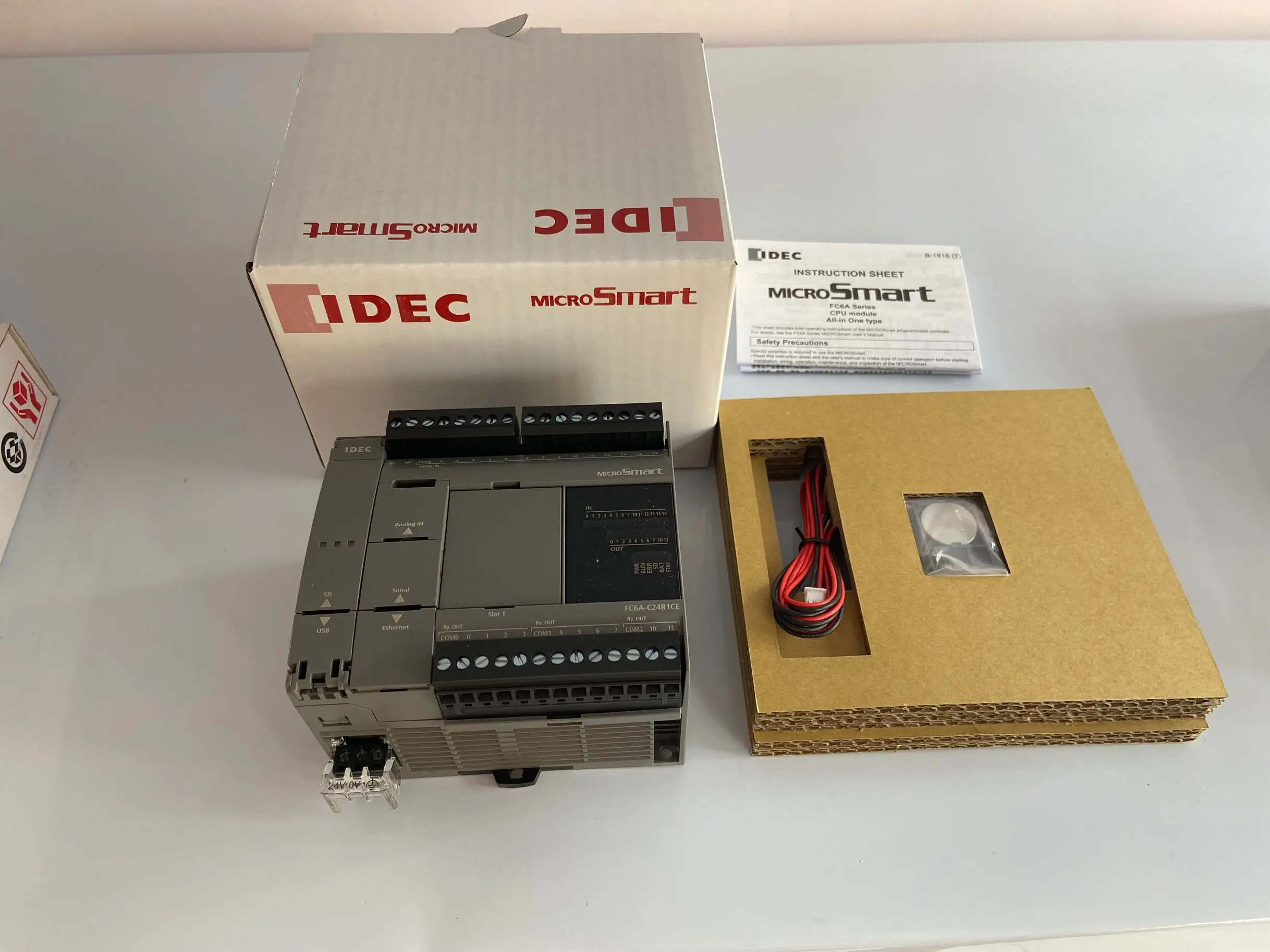 FC6A-C24R1CE Japanese idec Hequan C24P1CE C24K1CE PLC controller C40R1CE