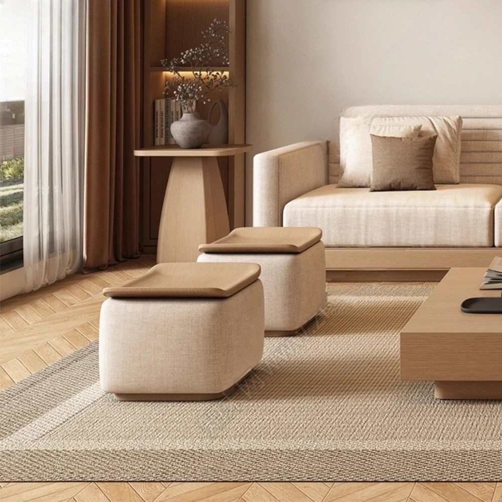 Leichtes, luxuriöses, einfaches Wohnzimmer, Zen-Villa, Verkaufsbüro, Modellzimmer