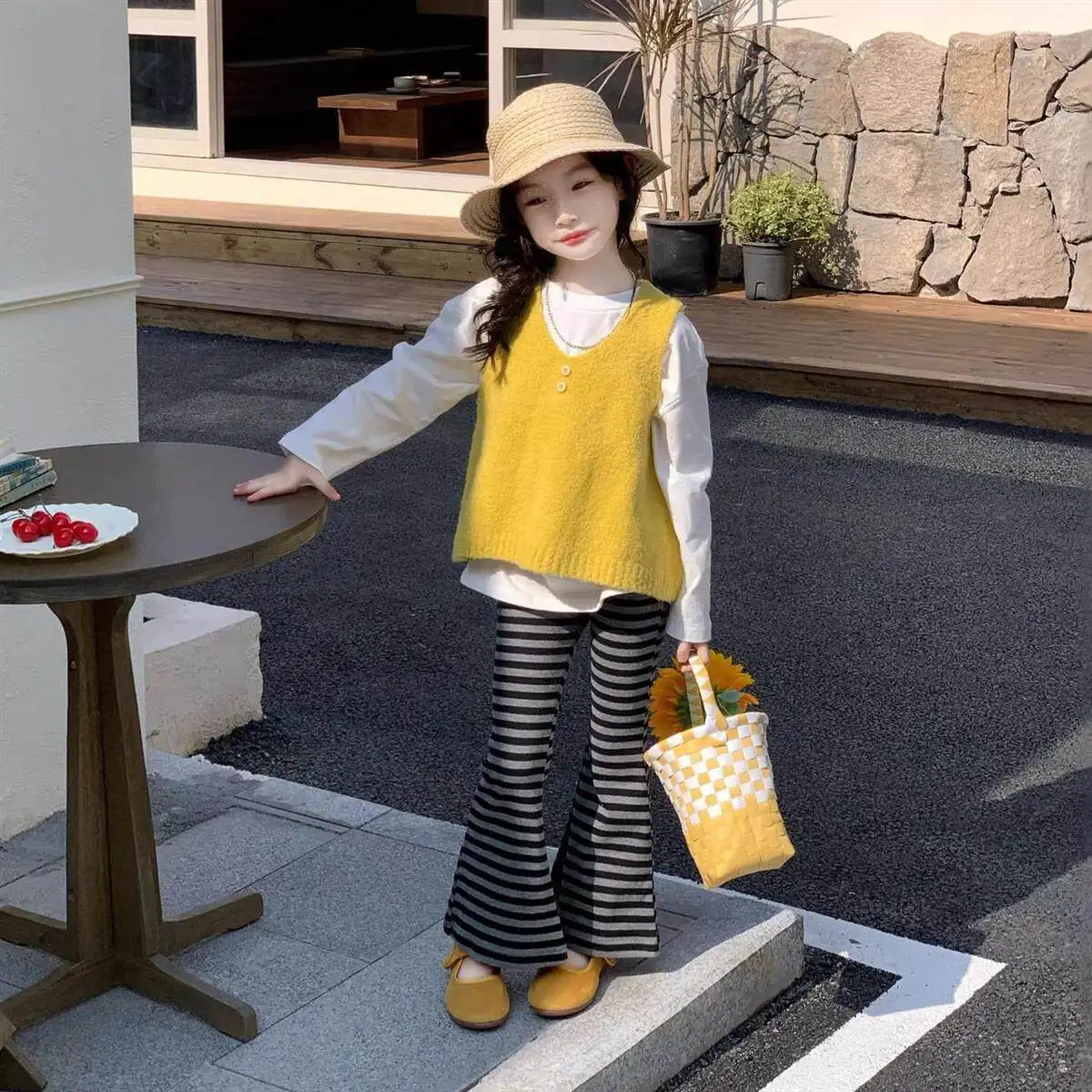 Girls Autumn Clothing Sets New Fashion Kids Knit Vest T-shirt and Flare Pants 3-Piece Outfit Stylish Layering Children Clothing