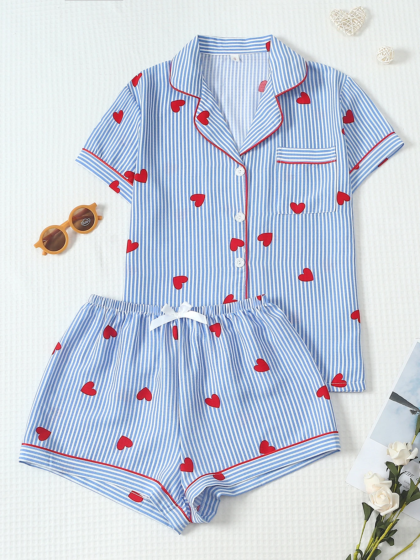Two-Piece Comfortable Blue and White Striped Red Heart Print Lapel Button Short-Sleeve Top with Pockets and Bow Shorts Spring/Summer Women's Pajama Loungewear Set Suitable for Home Use