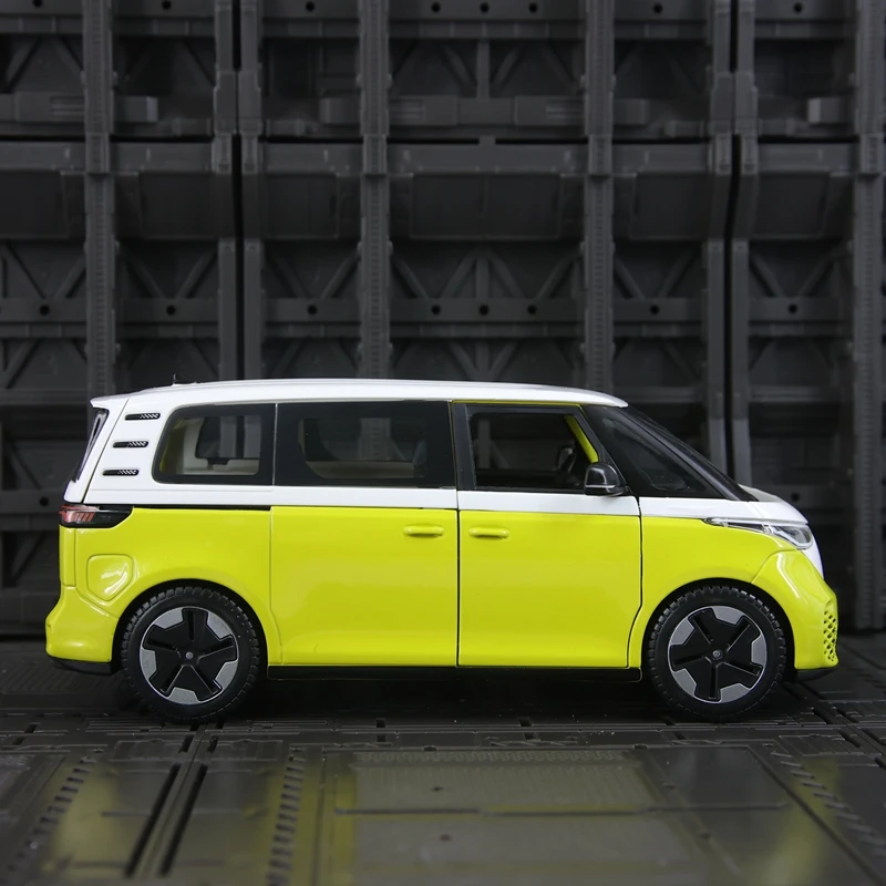 

Maisto 1:24 Simulated 2023 Volkswagen ID. Buzz alloy car model retro bus with doors and trunk that can be opened rich details