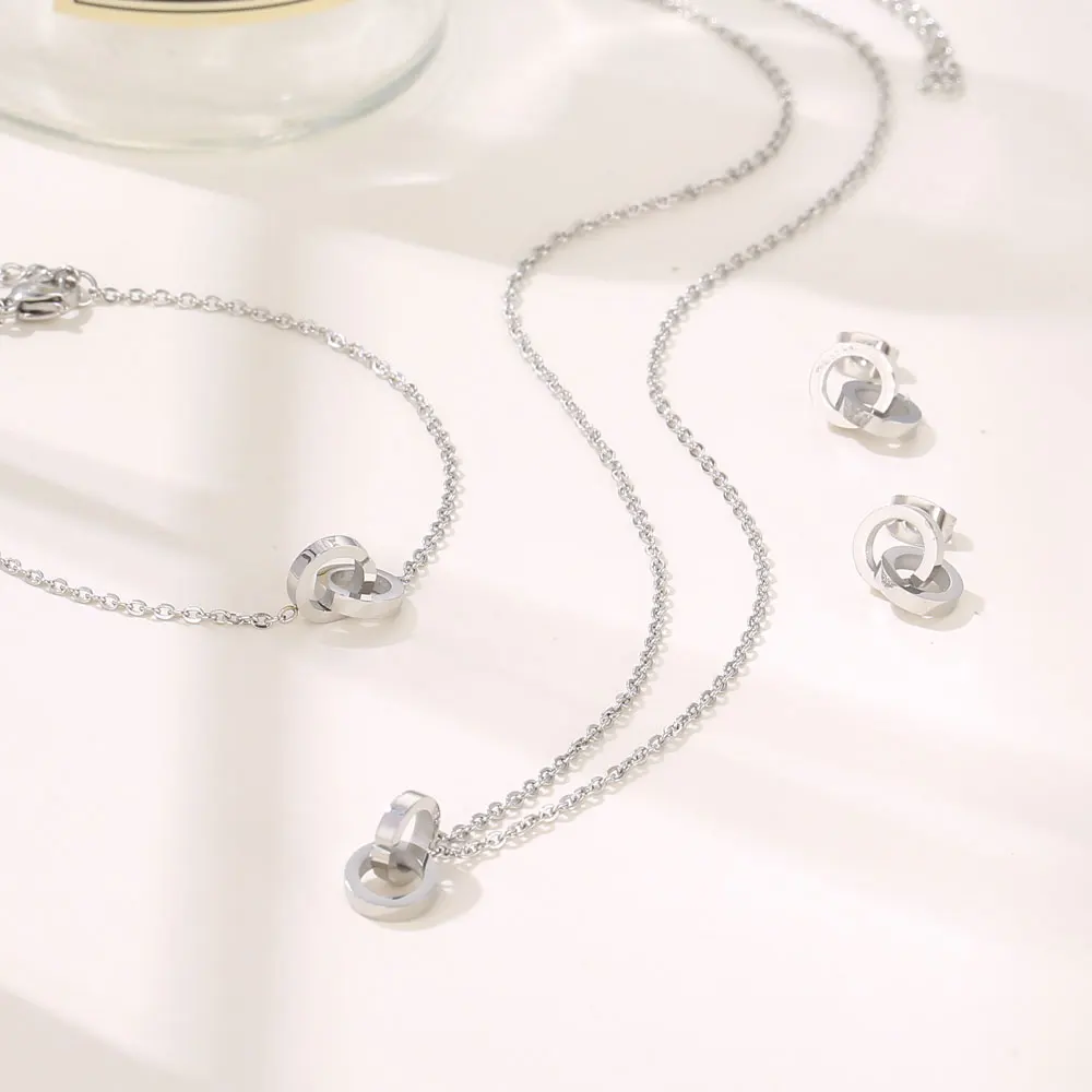 Women's Elegant Geometry Pendant Charm Necklace