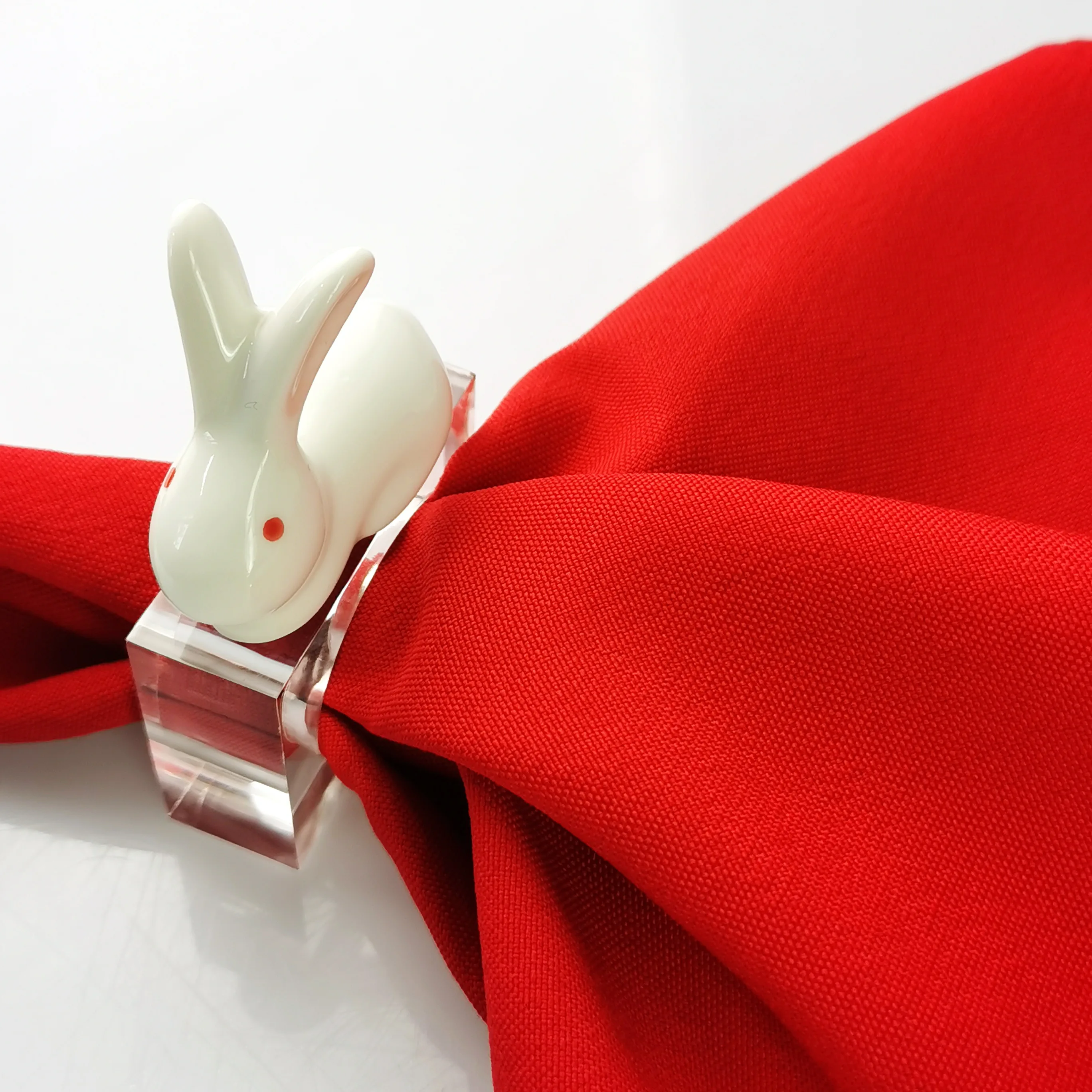 

Free Shipping Ceramic Bunny Rabbit Napkin Ring Napkin Holder For Holidays And Wedding Set Of 4