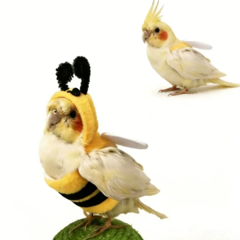 

Pet Bird Clothes Parrot Costume Autumn Winter Warm Cute Funny Bee Cosplay Outfit Soft Plush Apparel for Budgie Lovebird
