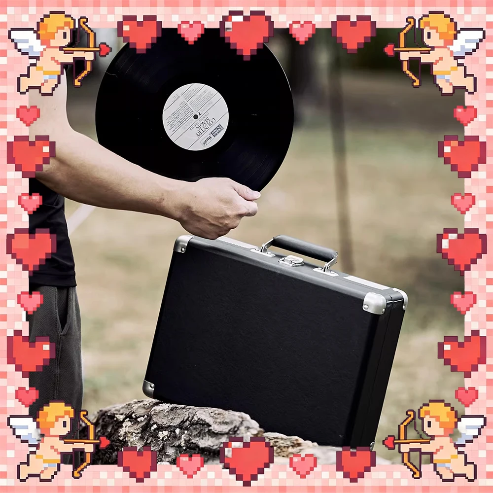 

Проигрыватель виниловых пластинок ARKROCKET AR108B с поддержкой высокоскоростного Bluetooth 5.1, обеспечивающий качество звука без потерь. Отличный подарок.