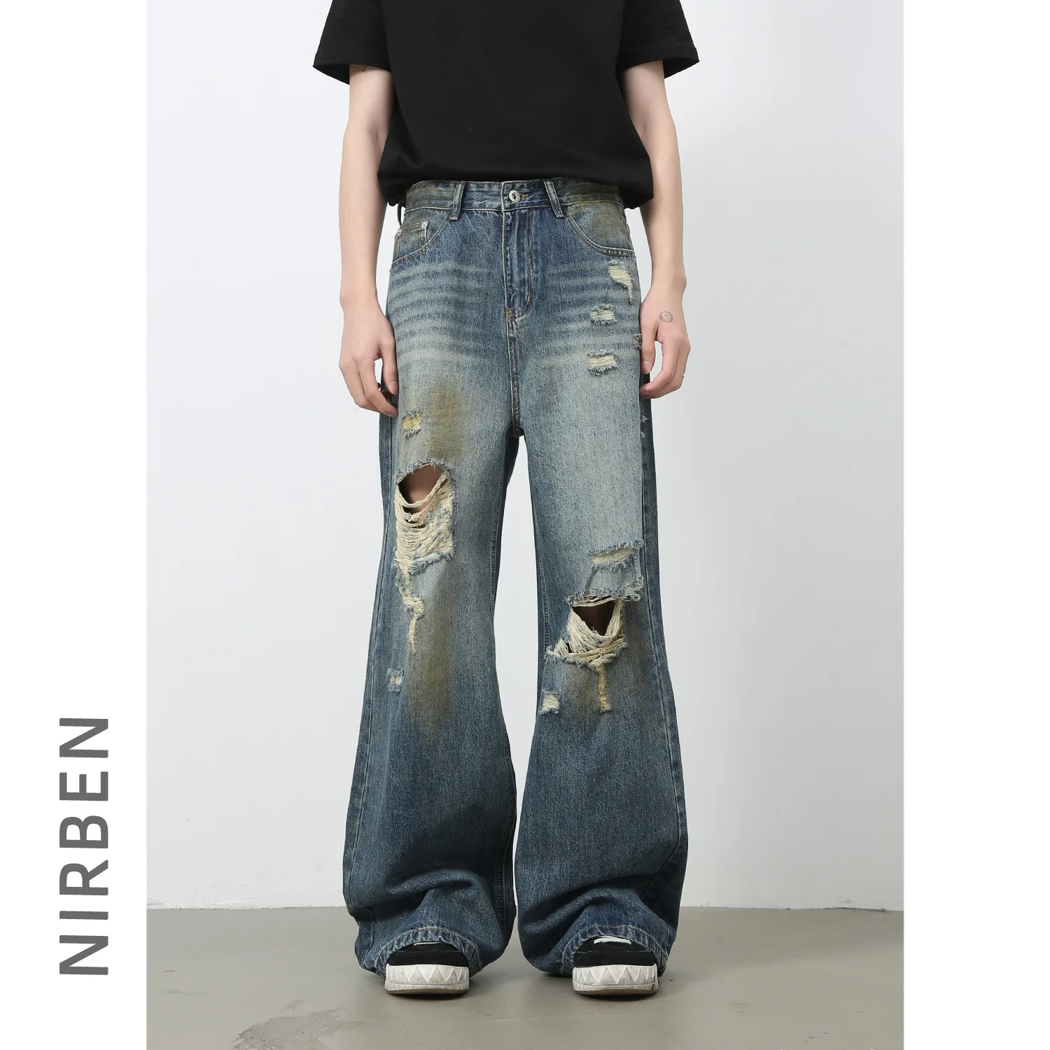 

Men's Hole Patched Wide Leg Hole Patched Casual Simple Straight Jeans Male American Vintage New Fashion Denim Trousers Clothes
