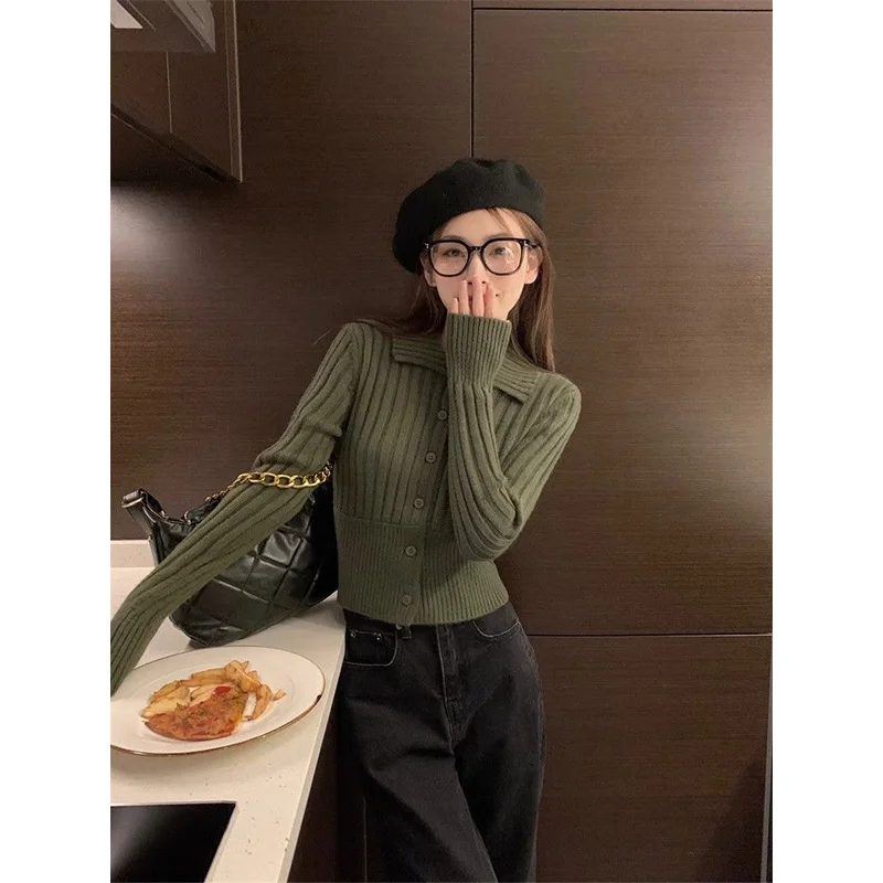 Mujer Otoño Invierno moda botón Color sólido Polo cuello tejer camisa de fondo ropa de mujer todo-fósforo jerseys delgados Top