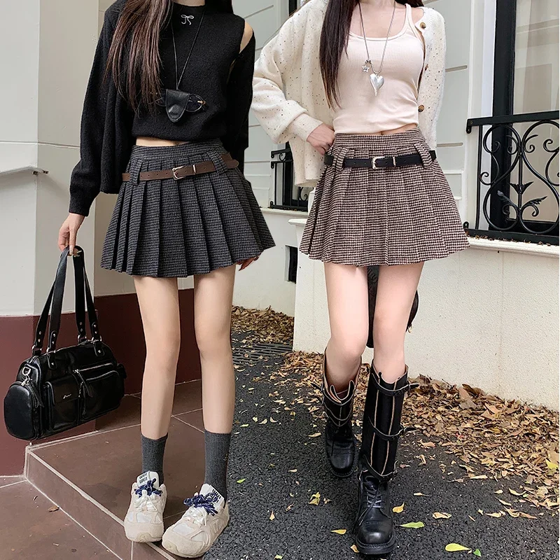 Real shooting temperament retro plaid woolen skirt for women, 2024 autumn and winter new high waist slimming pleated short skirt