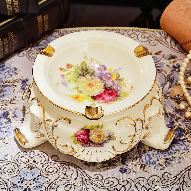 

European Style Ceramic Ashtray New Arrival High Fashion Personalized Gift Creative Festival Supplies Autumn Color
