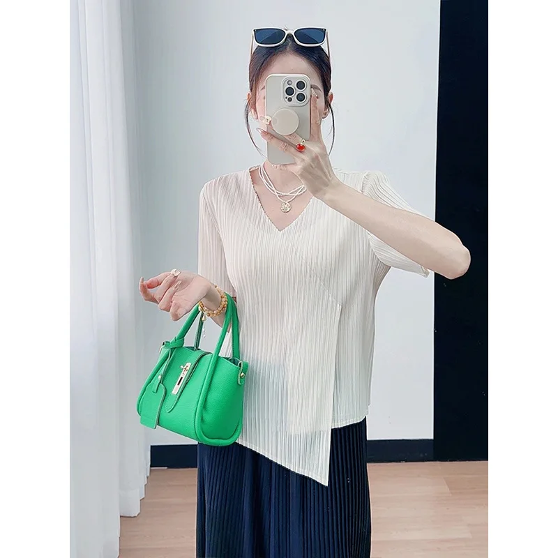 Miyake 2025 Summer New Fashion Casual Women's Tops V-neck Short-sleeved Solid Colour Versatile Simple Irregular Pleated T-shirt