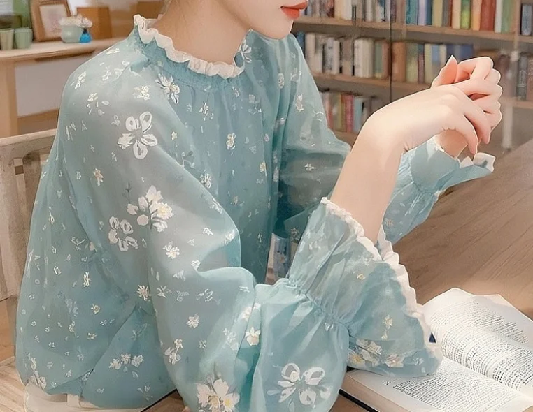 Women's Sweet Premium Blue Splicing Shirt 2025 Spring Summer Latest Style Floral Bubble Sleeve Shirt French Retro Top Blouses