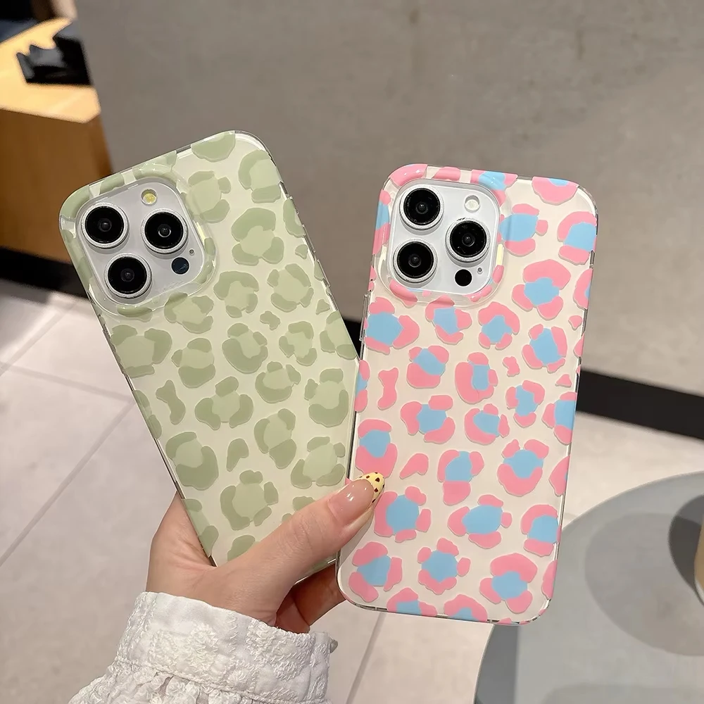 Green Pink Leopard Print Phone Case for Samsung Galaxy A37 A57 A17 A07 A56 A36 A26 A73 A55 A54 A53 A52 A34 A33 A23 A14 A13 4G 5G