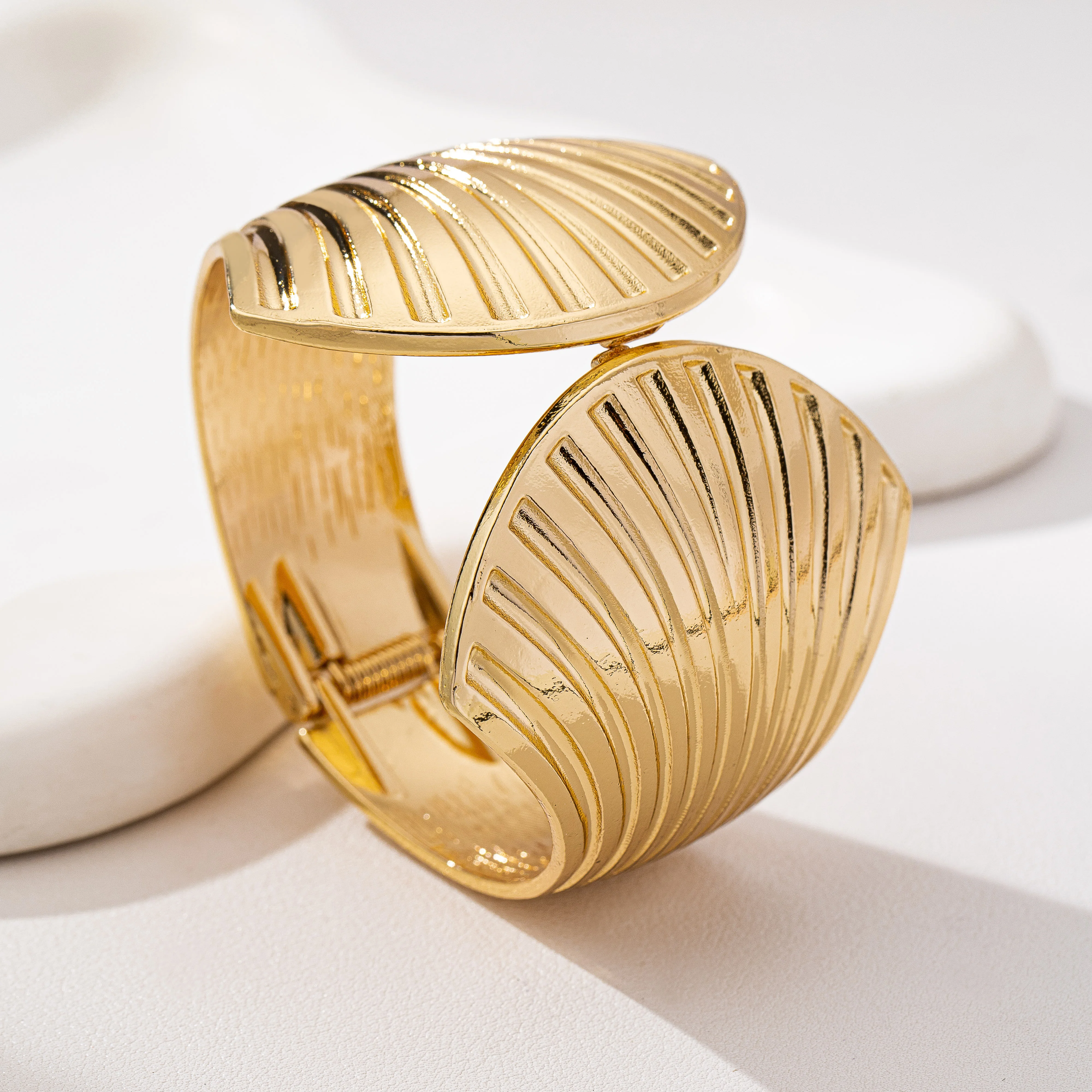 

Punk style metal marine elements shell shape open bracelet, beach travel jewelry