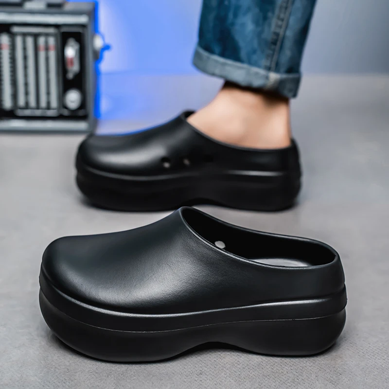 Summer Slippers Men's Sandals Oilproof Waterproof Chef Shoes Breathable Beach Shoes Couple Lightweight Nurse Casual Garden Shoes