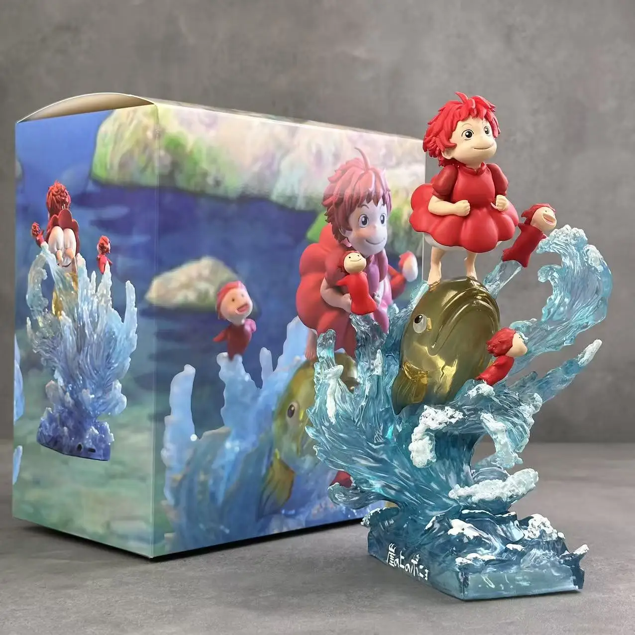 Bandai Shenyin Wave Girl Handmade Cliff Little Goldfish puede brillar Anime escena habitación escritorio modelo caja ciega en caja hecha a mano