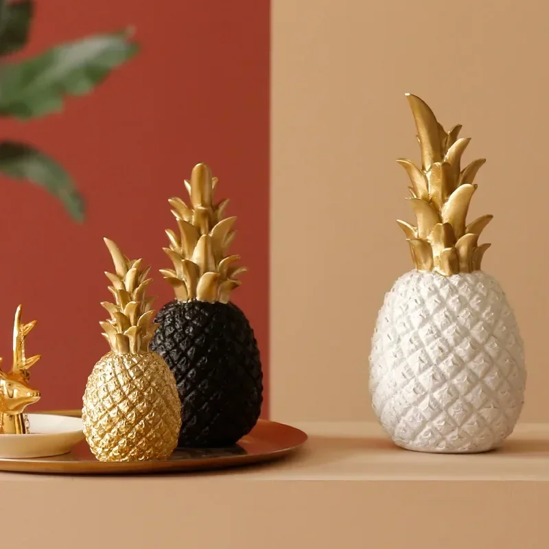 Resin Fruit Figurines Golden Pineapples Statues for Desktop Office Home Living Room Decor