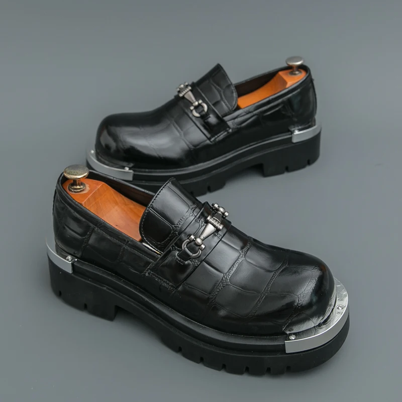 

Мужские туфли, увеличивающие рост, кожаные повседневные туфли на платформе в стиле ретро на толстой подошве с металлическим декором носка, модные оксфорды