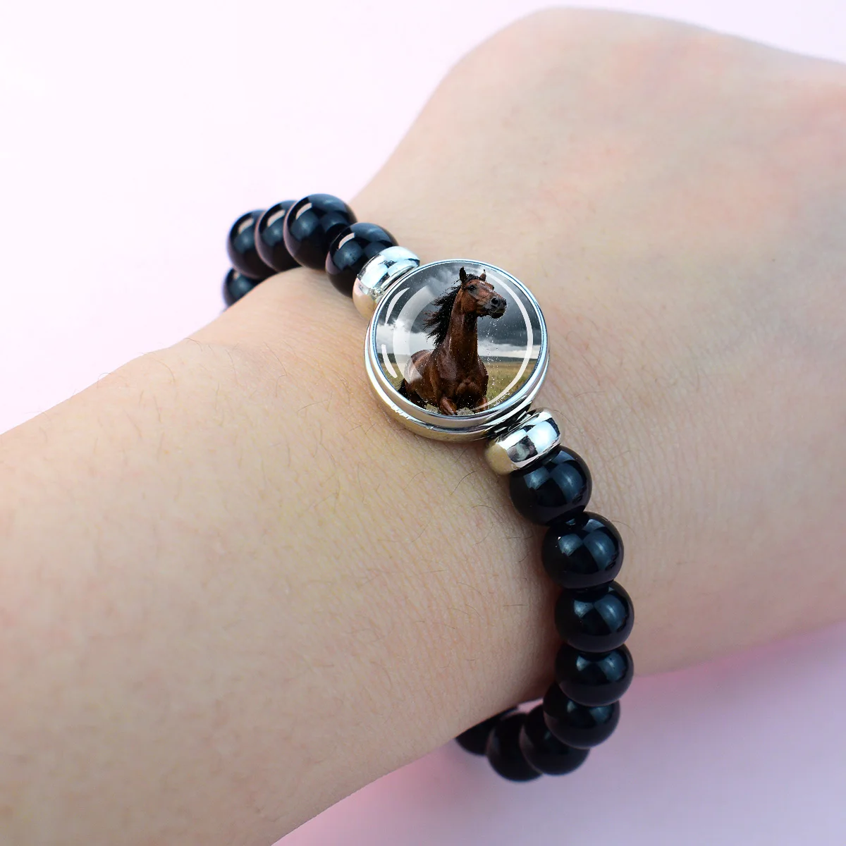 1PC Wild Galloping Horse Time Gem Beaded Bracelet Black Glass Beads Elastic Wrist Jewelry