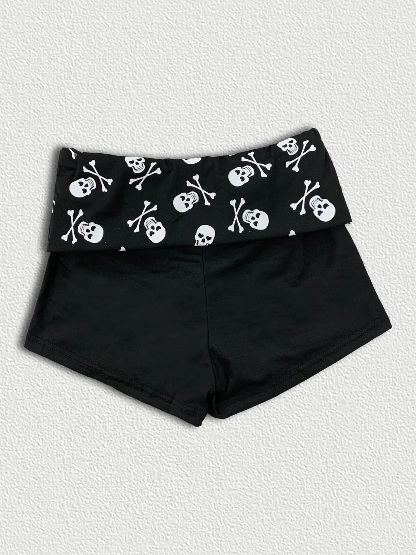Grunge Aesthetic Skull Print Shorts Women's Black Low Waist Slim Fit Sexy Booty Shorts