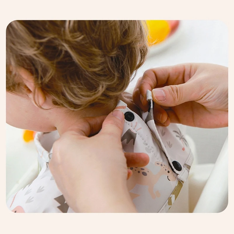 Baby Mealtime Smock PU Waterproof Bib Short Sleeve Teething Bib with Front Pocket, Feeding Apron for Stain Protections image 5
