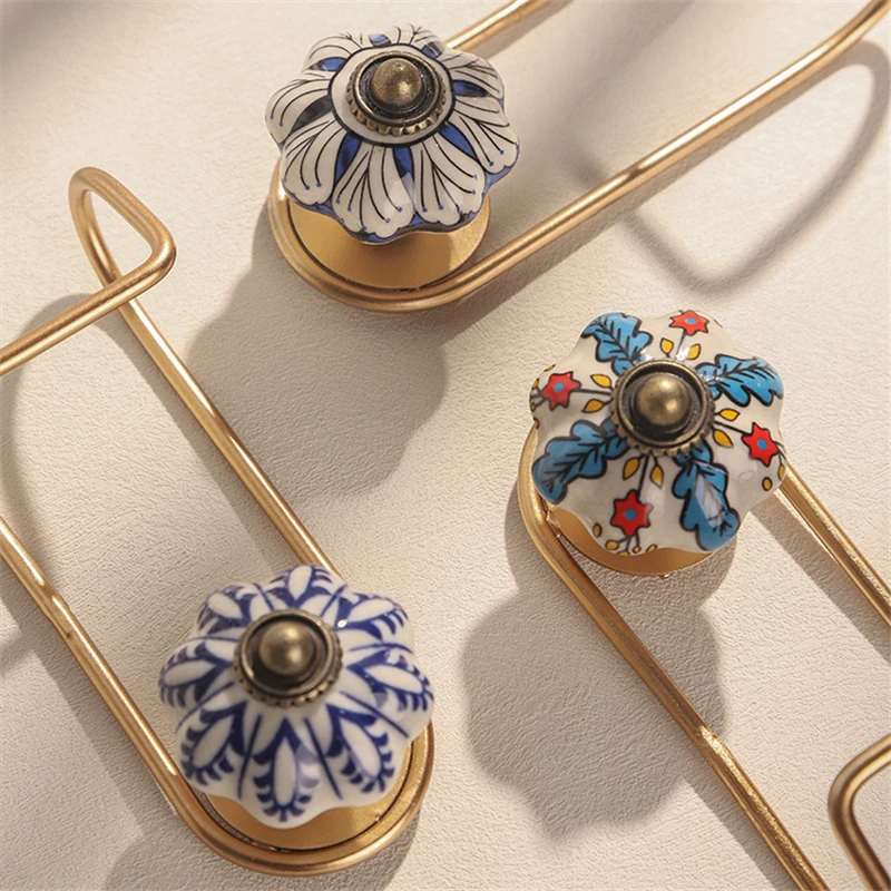 家の装飾のためのレトロな金属製のフック、浴室の付属品、キーハ - Home Bathroom Key のレビューと価格