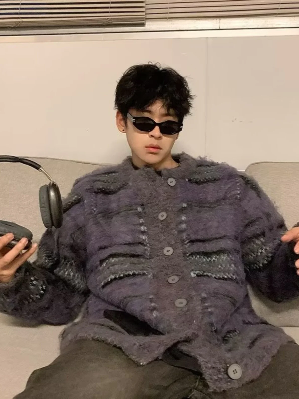 

Мужской свитер в американском ретро-стиле с полосками, осенне-зимний, с V-образным вырезом, вязаный кардиган свободного кроя, повседневная верхняя одежда