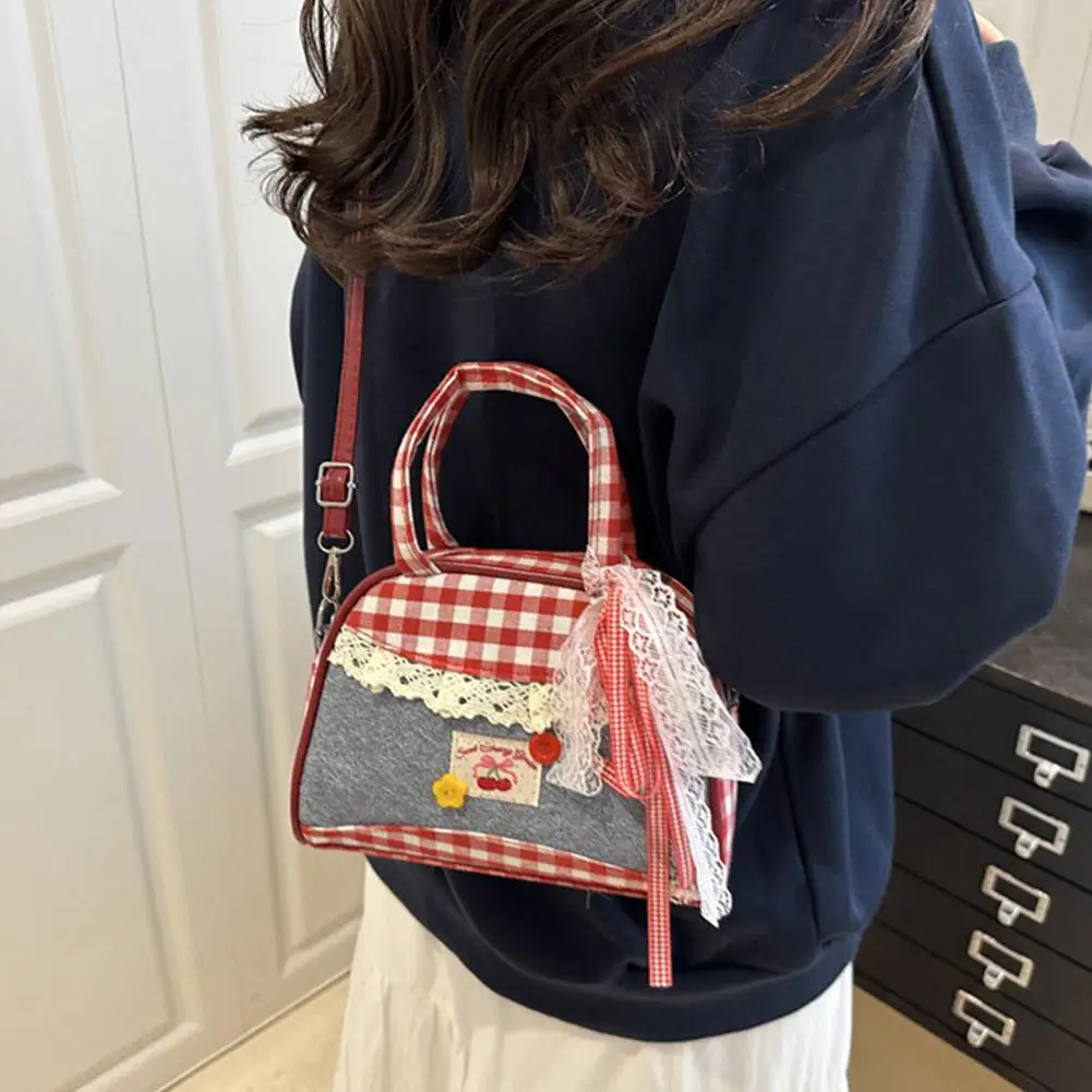 

Красная клетчатая лоскутная сумка для боулинга для женщин, тканевая сумка через плечо с верхней ручкой, сумка через плечо в стиле ретро, маленькая повседневная сумка K2Q0