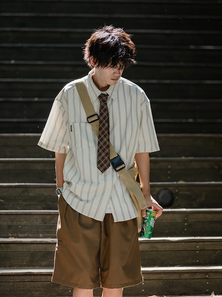 

Japanese Sle Thin Stripe Design ort Sve Loose Casual irt for Men Summer Lightweight Breathable Faionable Student Wear
