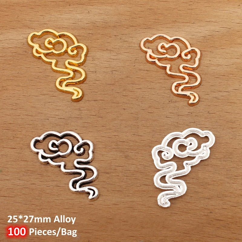 Amuletos de Nube Auspiciosa de - Vintage Jewelry Collection reseña y precio