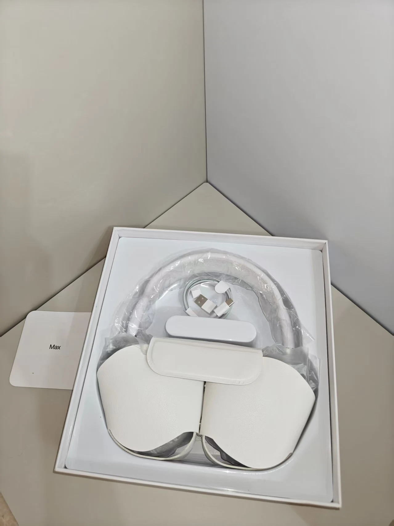 

High quality P9 earphones, wireless Bluetooth gaming earphones with microphone, stereo earphones suitable for any mobile phone