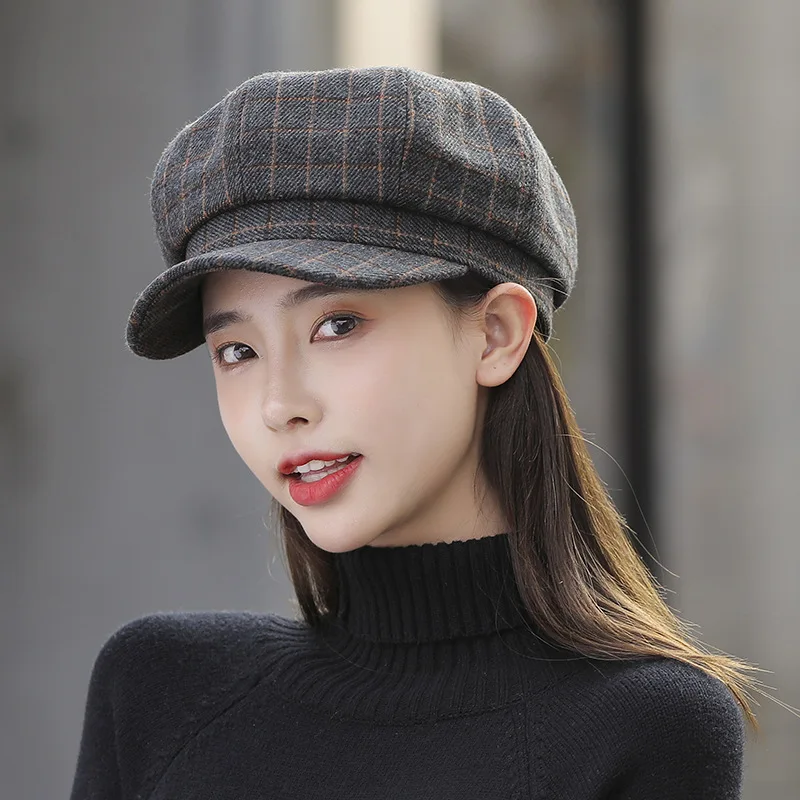 Plaid beret female fall Korean version of the wildly popular show face small Belle painter hat net red British style hat