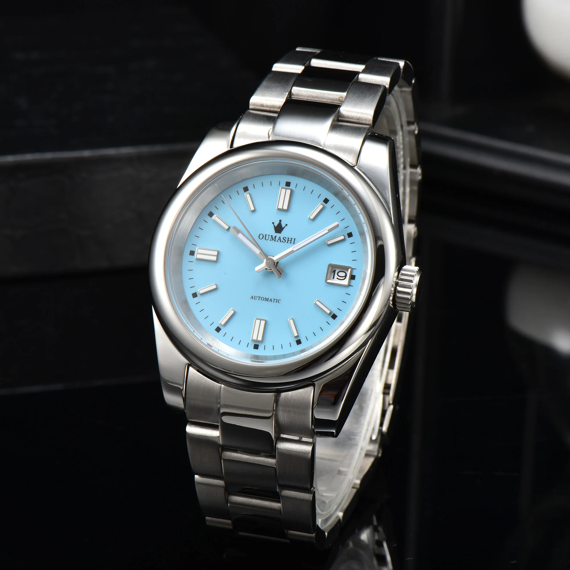 

Men's Watch Automatic Machinery NH35 Movement Sapphire Glass Stainless Steel 904L Waterproof Green Glow