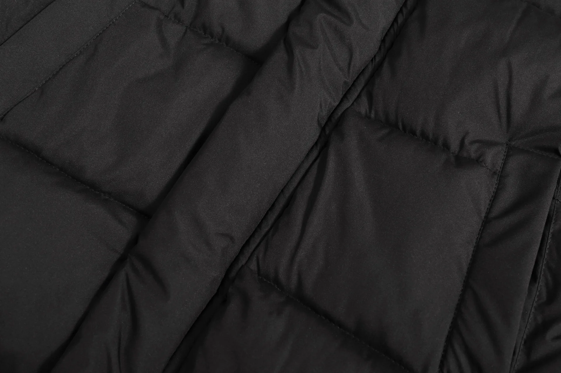 Winter-Kinderjacke in Unifarbe mit Seitentasche, Reißverschluss, Knöpfen und Katzenohren, Verdickte Baumwolljacke, Kinder-Langjacke, Unisex-Oberbekleidung – Detail 10