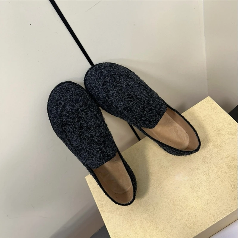 25 year new women's snowflake cowhide round toe retro deep mouth flat bottom one foot lazy loafers