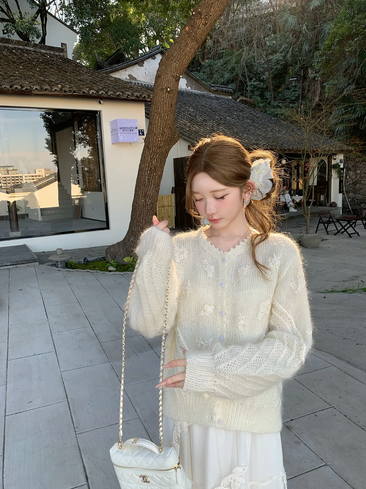 

NMIOK Beige Wool And Cashmere Blend Knitted Long Sleeve Women's Sweater Hook Pattern Soft Nylon Fiber Spring New Style Knitwear