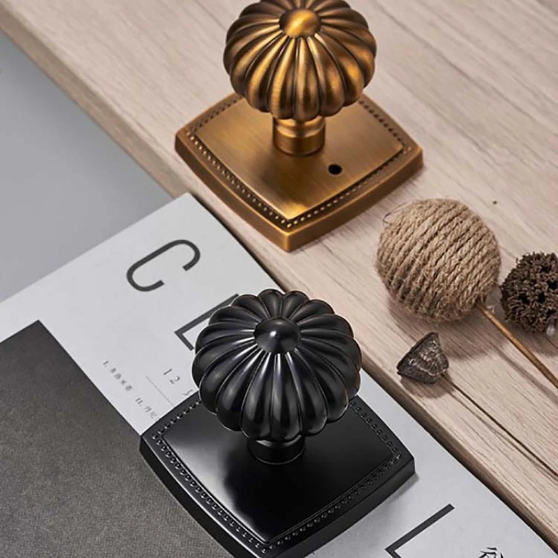 Golden Pumpkin Handlesets Modern Retro Handle Zinc Alloy Door Lock Toilet Bathroom Spherical Lock Wooden Silent Cylinder